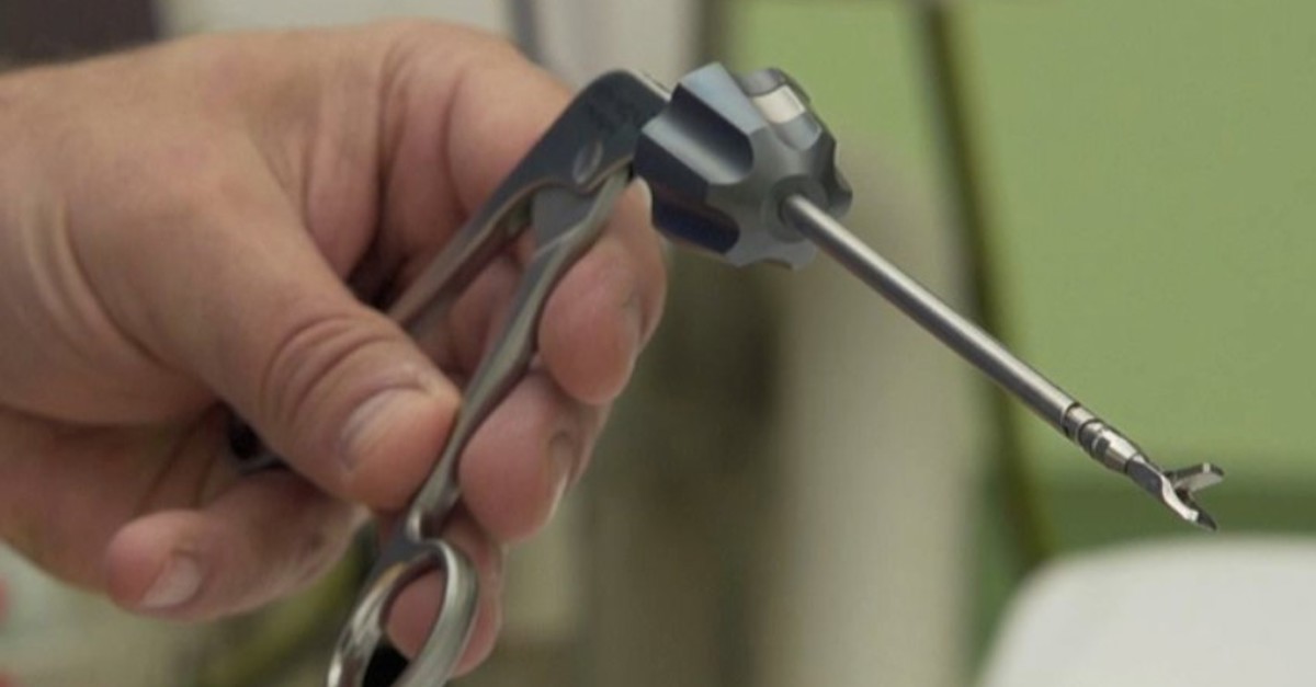 ‘SemiDetachable’ Steerable punch Medical Delta